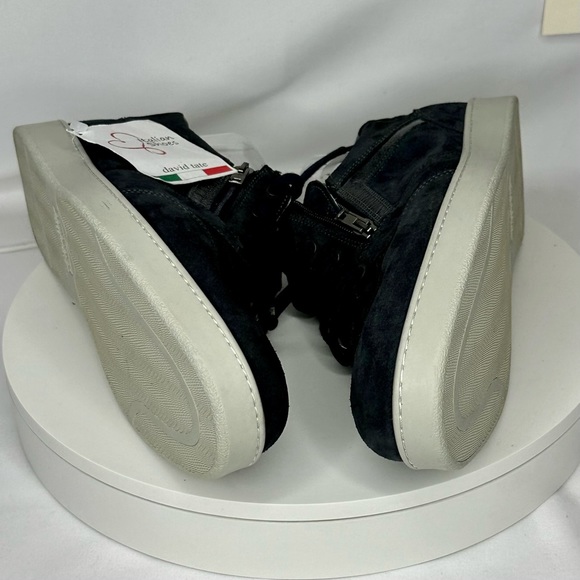 NWT David Tate Traveler Women's Zipper Sneakers Navy Blue Suede Size 13 - Picture 15 of 15
